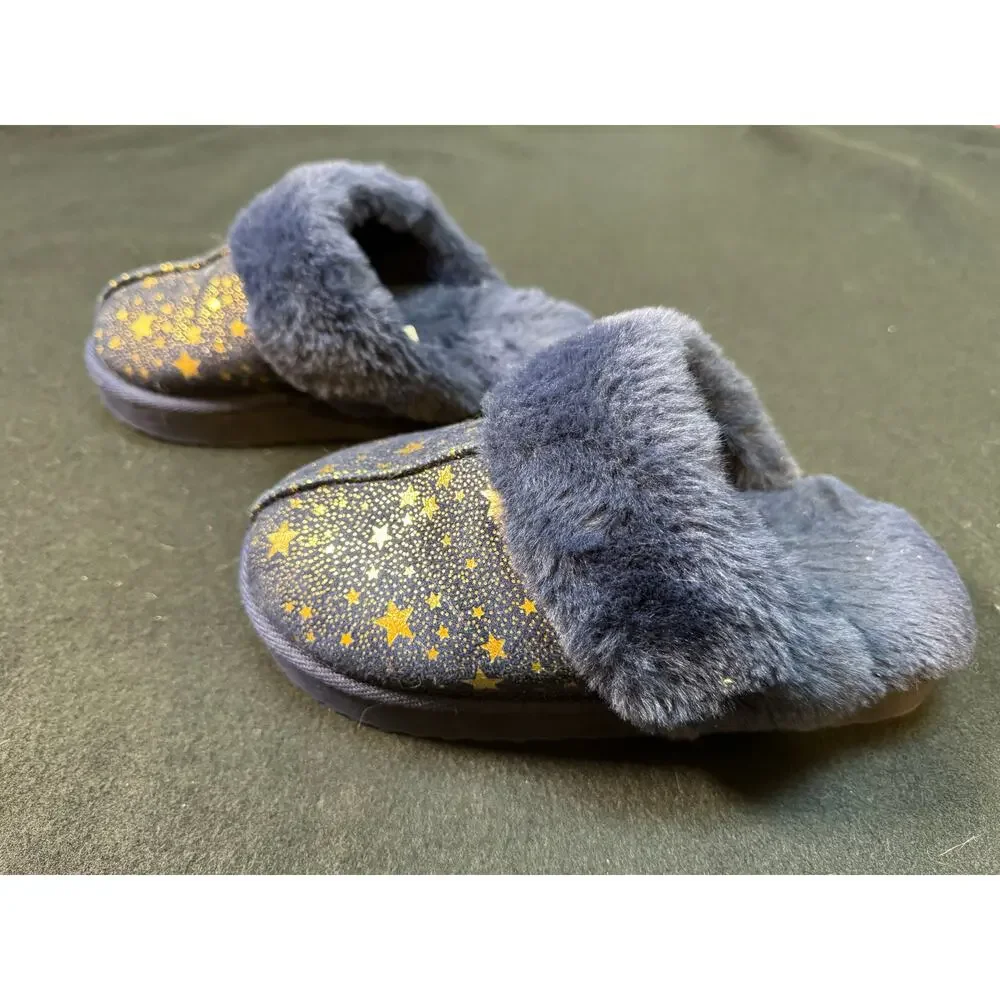 Wonder Nation Girls Fuzzy Blue House Slippers, with Gold Stars, Size 13-1